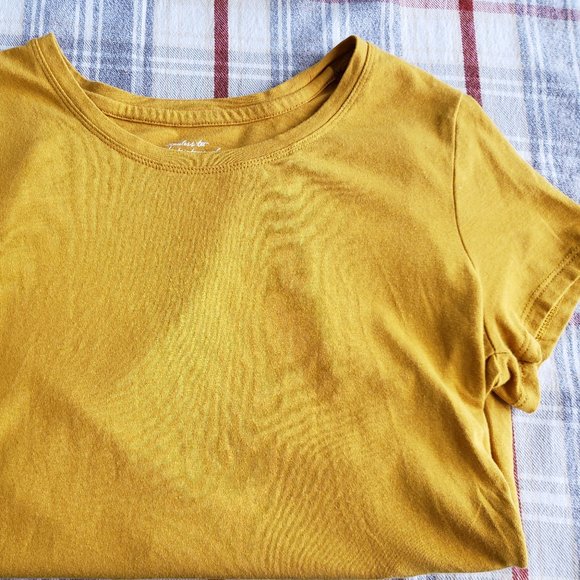 BANANA REPUBLIC Timeless Crew-Neck T-Shirt - Picture 2 of 6